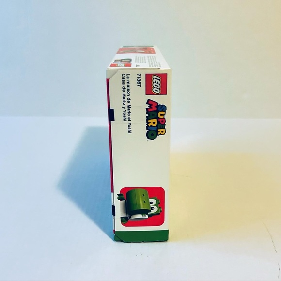 LEGO Super Mario: Mario's House & Yoshi Expansion Set 71367 (Retired) - Picture 5 of 7